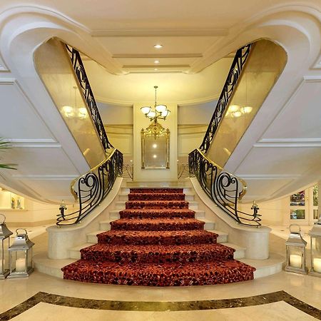 Grand Mercure Sao Paulo Ibirapuera Eksteriør bilde The staircase at the lobby