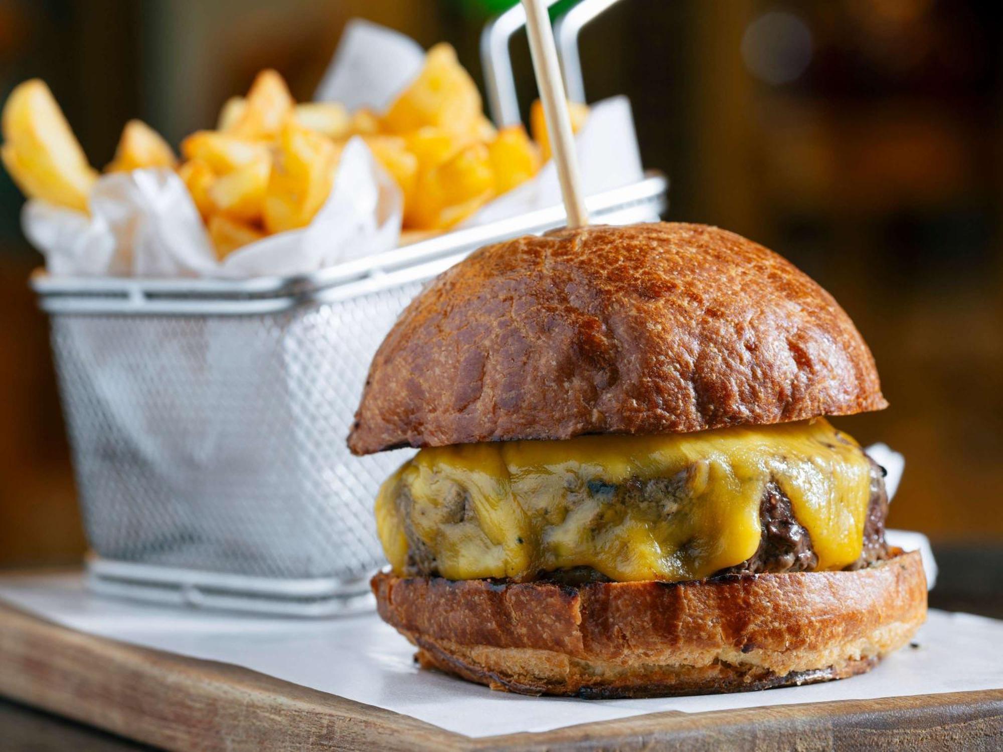 Grand Mercure Sao Paulo Ibirapuera Eksteriør bilde A cheeseburger